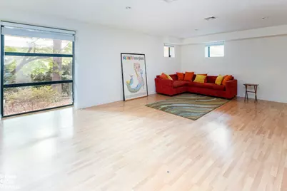 712 Ladd Road, New York City, NY 10471 - Photo 25