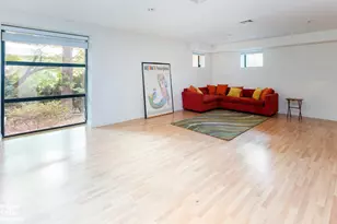 712 Ladd Rd, New York City, NY 10471 - Photo 25