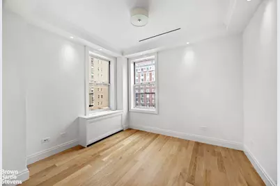 317 W 89th Street #9E, New York City, NY 10024 - Photo 37