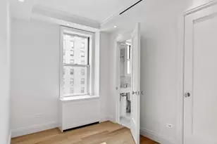 317 W 89th St, New York City, NY 10024 - Photo 11