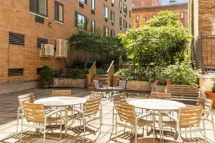 100 W 89th St, New York City, NY 10024 - Photo 17