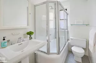 155 E 93rd St, New York City, NY 10128 - Photo 9