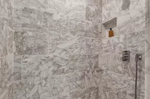 138 E 50th St, New York City, NY 10022 - Photo 7