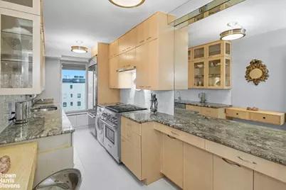 1050 5th Avenue #15C, New York City, NY 10028 - Photo 7