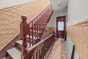 245 Bond St, New York City, NY 11217 - Photo 7