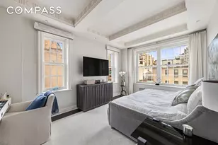 21 E 66th St, New York City, NY 10065 - Photo 17