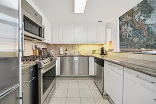 240 Centre St, New York City, NY 10013 - Photo 19