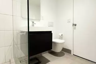 25-40 Shore Blvd, New York City, NY 11102 - Photo 7