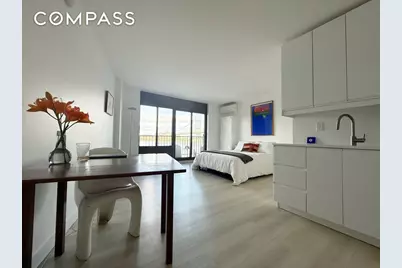 25-40 Shore Boulevard #3P, New York City, NY 11102 - Photo 1