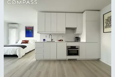 25-40 Shore Boulevard #3P, New York City, NY 11102 - Photo 3