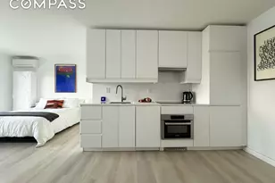 25-40 Shore Blvd, New York City, NY 11102 - Photo 3