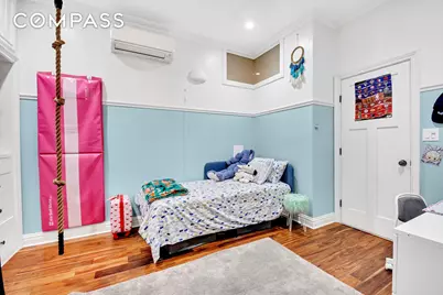 10 Carroll Street, New York City, NY 11231 - Photo 11