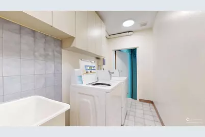 45-44 Vernon Boulevard, New York City, NY 11101 - Photo 9