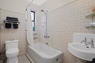 255 Eastern Pkwy, New York City, NY 11238 - Photo 13