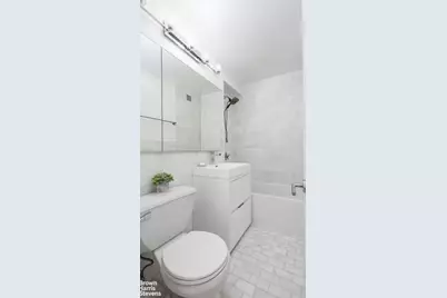 10 W 15th Street #1014, New York City, NY 10011 - Photo 17