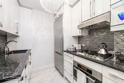 721 Fifth Avenue #32H, New York City, NY 10022 - Photo 7