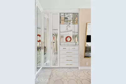 721 Fifth Avenue #32H, New York City, NY 10022 - Photo 9