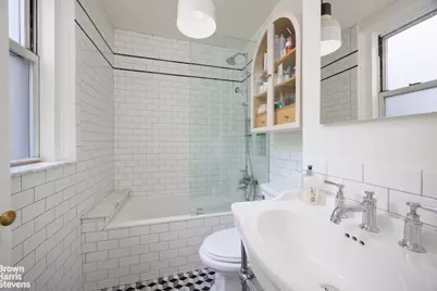 60 Gramercy Park N #16F, New York City, NY 10010 - Photo 5