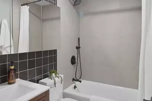 424 Adelphi St, New York City, NY 11238 - Photo 13