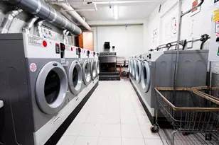 339 E 58th St, New York City, NY 10022 - Photo 5