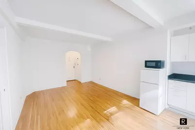 339 E 58th Street #2-B, New York City, NY 10022 - Photo 1