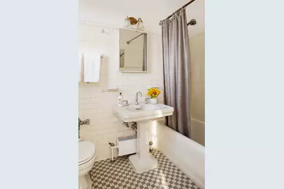 40 5th Avenue #7E, New York City, NY 10011 - Photo 11