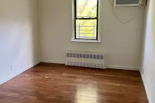 9506 Avenue L, New York City, NY 11236 - Photo 3