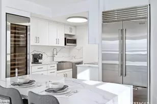 240 E 47th St, New York City, NY 10017 - Photo 5