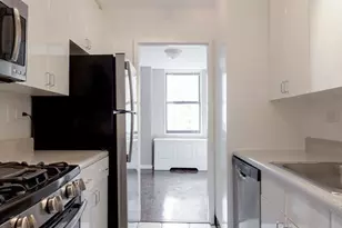 330 E 39th St, New York City, NY 10016 - Photo 7