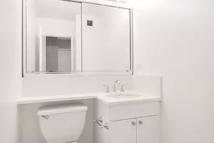 330 E 39th St, New York City, NY 10016 - Photo 9