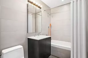 540 W 28th St, New York City, NY 10001 - Photo 5