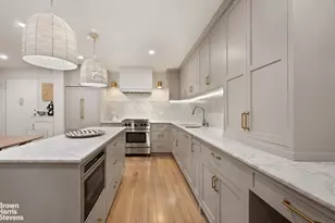 100 W 89th St, New York City, NY 10024 - Photo 3