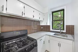 5235 Post Rd, New York City, NY 10471 - Photo 5