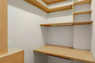 230 W 105th St, New York City, NY 10025 - Photo 9