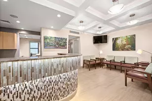 121 E 60th St, New York City, NY 10022 - Photo 1