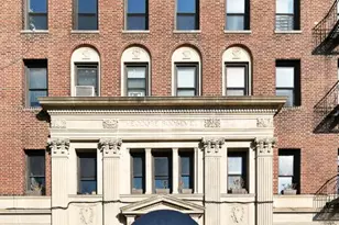 125 Eastern Pkwy, New York City, NY 11238 - Photo 11