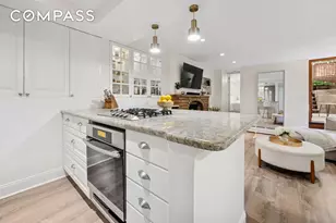 118 W 81st St, New York City, NY 10024 - Photo 7