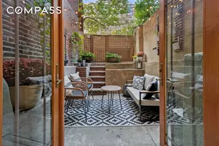 118 W 81st St, New York City, NY 10024 - Photo 3