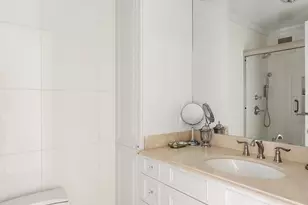 304 E 65th St, New York City, NY 10065 - Photo 5