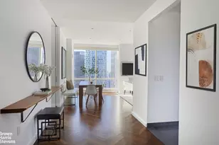 230 W 56th St, New York City, NY 10019 - Photo 9