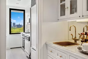 875 5th Ave, New York City, NY 10065 - Photo 9