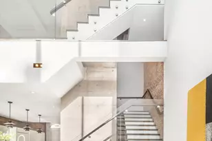 416 W 51st St, New York City, NY 10019 - Photo 15