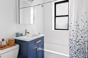 102 W 80th St, New York City, NY 10024 - Photo 3