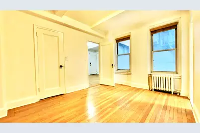 325 W 45th Street #309, New York City, NY 10036 - Photo 3