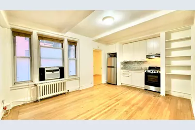325 W 45th Street #309, New York City, NY 10036 - Photo 1