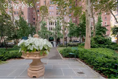 45 Tudor City Place #1902, New York City, NY 10017 - Photo 17