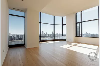 50 United Nations Plaza #34-A, New York, NY 10017 - Photo 1