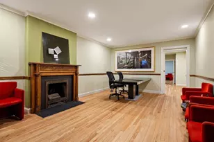 314 W 71st St, New York City, NY 10023 - Photo 17