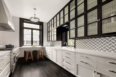 314 W 71st Street, New York City, NY 10023 - Photo 9