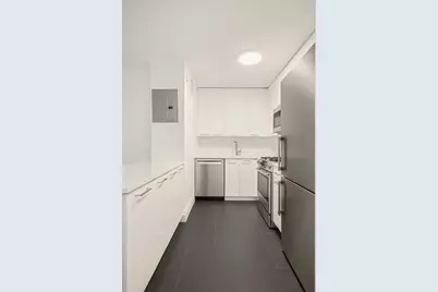 115 E 9th Street #3G, New York City, NY 10003 - Photo 5